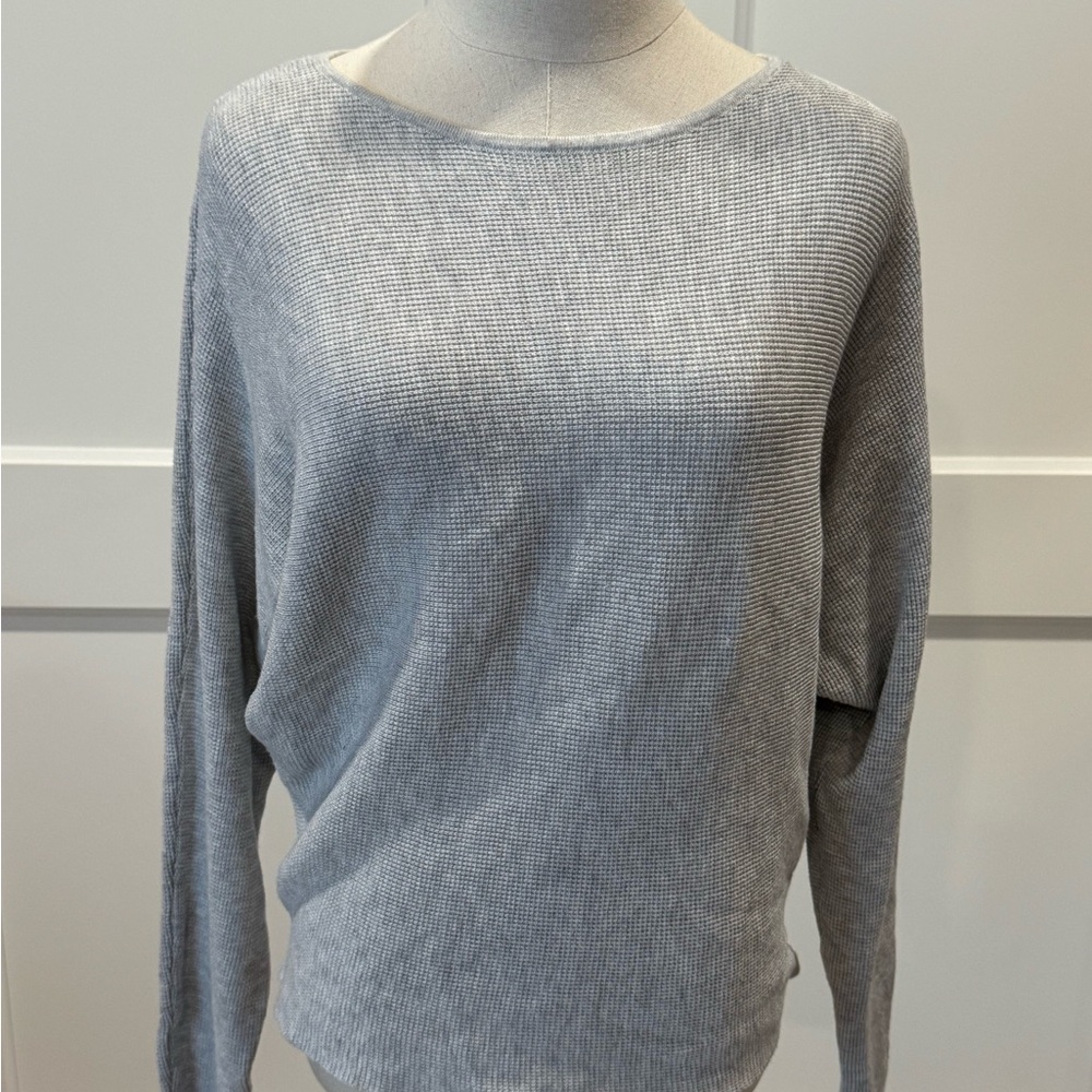 CYRUS | Light Gray Women's Crew Neck Sweater | Size: Small